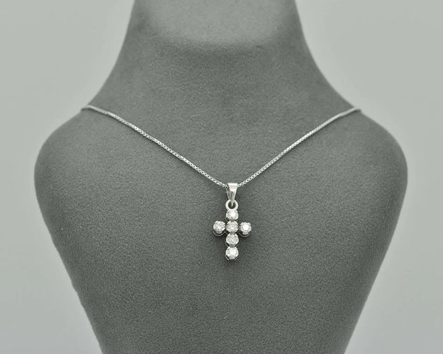 Collier Collier - Croix en or blanc 18 ct et diamants 0,24 ct 58 Facettes 10683