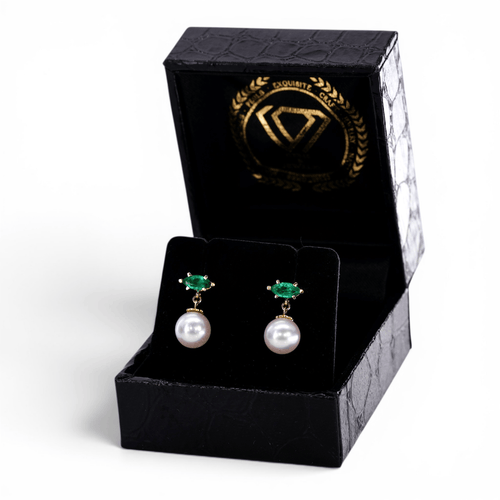 Boucles d'oreilles Boucles d'oreilles - Émeraudes et perles Akoya en or jaune 14 kt 58 Facettes E008