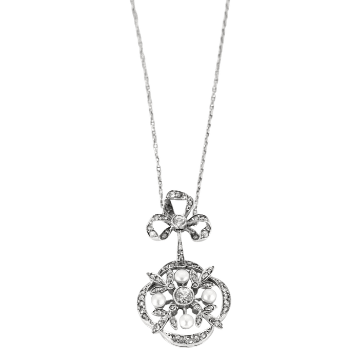 Collier Collier XXe, diamants et perles 58 Facettes GU132