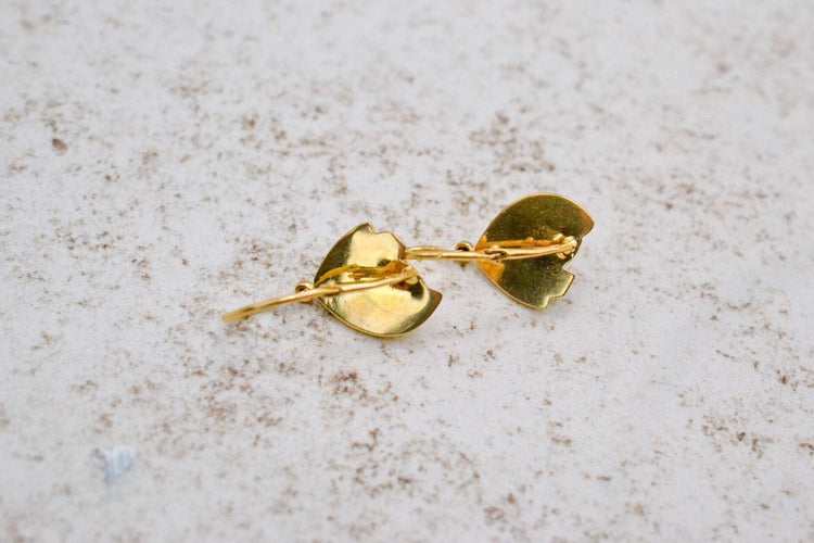 Earrings Marquise emerald earrings Sleepers earrings in 18-carat yellow gold 58 Facettes 3835