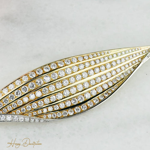 Pendentif Brosche/Pendentif feuille en or jaune 18 carats et diamants 58 Facettes 1702