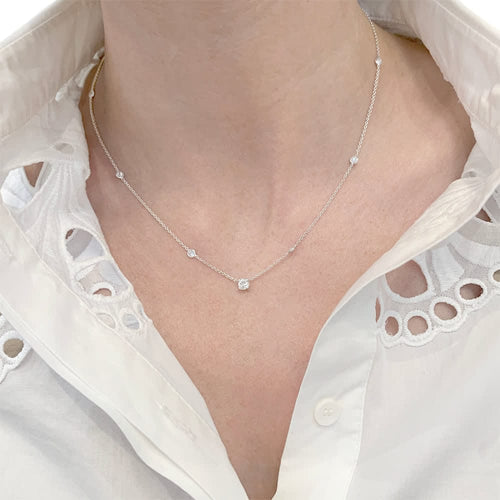 Collier Collier en or blanc 750 et diamants taille brillant 58 Facettes 32520