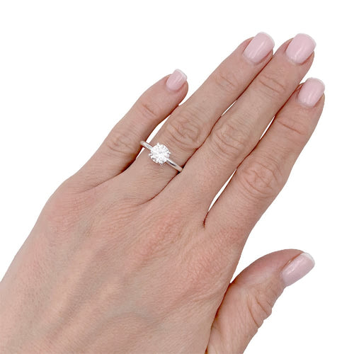 Bague 53 Bague solitaire en or blanc 750 sertie d’un diamant 1,11 ct 58 Facettes 32514
