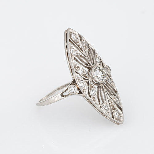 Bague 49 Bague ancienne édouardienne navette en platine 900 et diamants 58 Facettes G12365