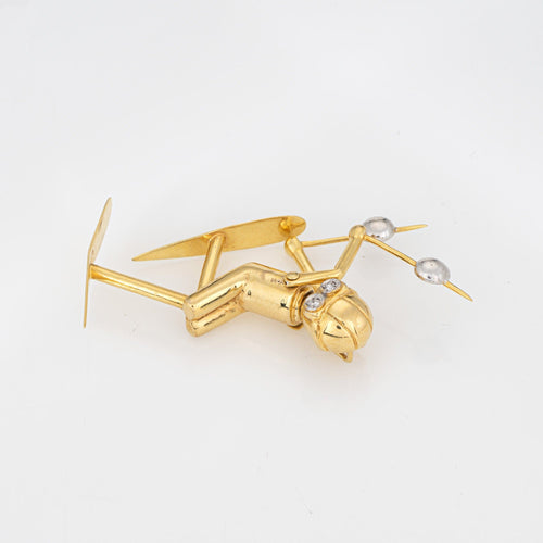 Pendentif Pendentif skieur vintage articulé en or jaune 14k et diamants 58 Facettes G13661