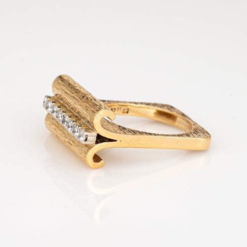 Bague Bague carrée en or jaune 18 ct et diamants, années 1970 58 Facettes G14006