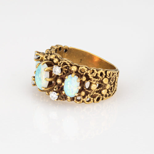 Bague 44.5 Bague années 1960 en or jaune 14k, opales et diamants 58 Facettes G14025