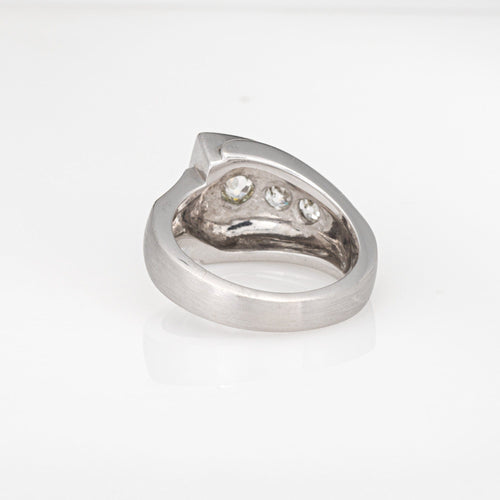 Bague 53 Bague flèche vintage en or blanc 14 carats et diamants 58 Facettes G14040