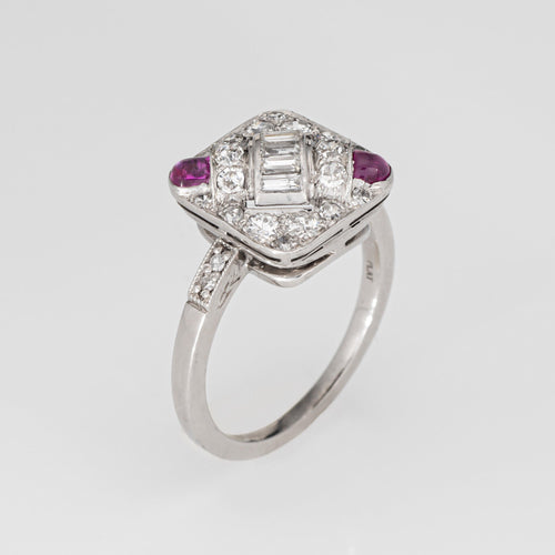 Bague 54.5 Art déco - Bague carrée en platine 900 avec diamants et rubis 58 Facettes G14072