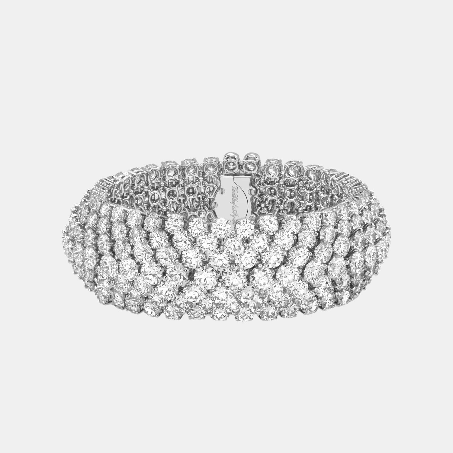 Bracelet A Cheval Platine Diamant 74.28ct