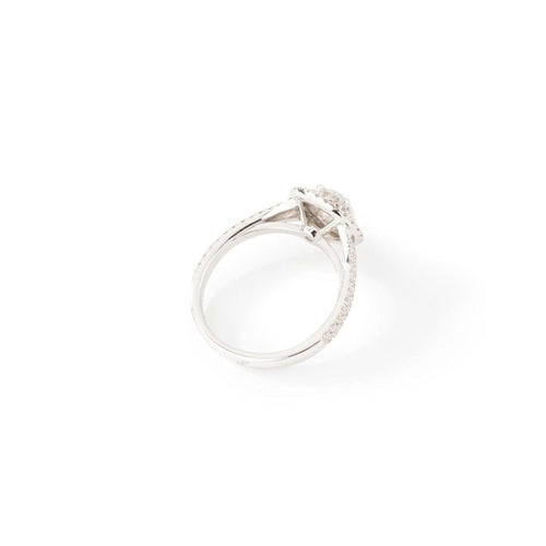 Bague 53 Bague - Solitaire halo en or blanc 18k et diamants taille brillante 58 Facettes