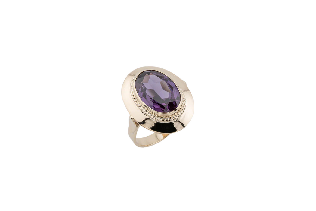 Geelgouden ring met paarse steen