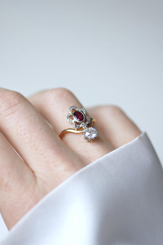 56号戒指 18k黄金贝尔公主贝尔·埃波克戒指，铂金，镶嵌红宝石和钻石58 Facettes