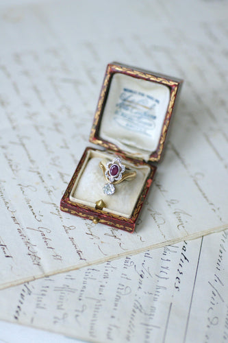 56号戒指 18k黄金贝尔公主贝尔·埃波克戒指，铂金，镶嵌红宝石和钻石58 Facettes