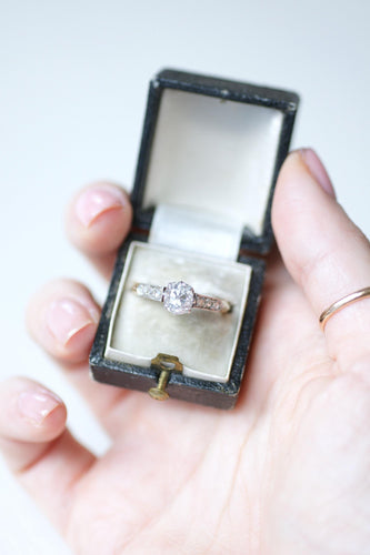 Anello 56 Anello Solitario diamante cuscino tagliato all'antica in oro rosa e platino 58 Facettes