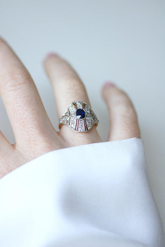 51号戒指 18K黄金Art Deco圆顶戒指和铂金，蓝宝石与钻石58 Facettes