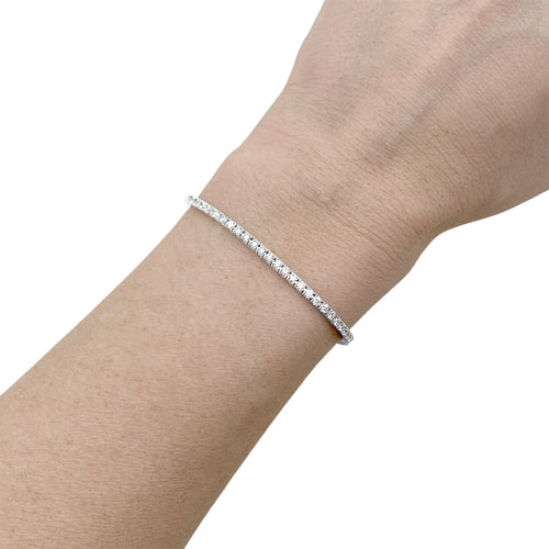 Bracelet Bracelet ligne en or blanc 18 carats et diamants 58 Facettes 35337