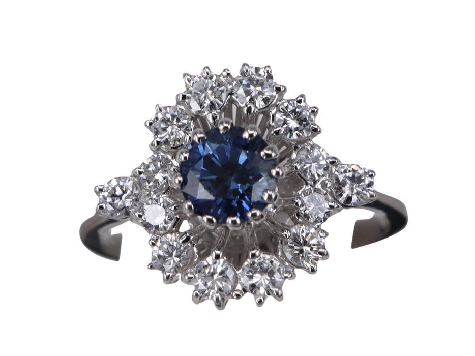 Blue sapphire and diamond ring in white gold