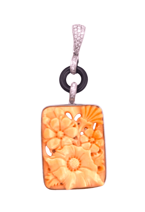 Pendentif Pendentif art deco en or orné de corail onyx et diamants 58 Facettes