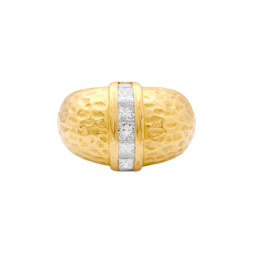 Bague 52 Bague bombée en or jaune 750 texturé et diamants princesse 58 Facettes 34692