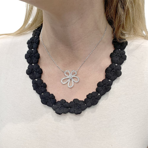 Collier Van Cleef & Arpels Flowerlace - Collier en or blanc et diamants 58 Facettes 35309