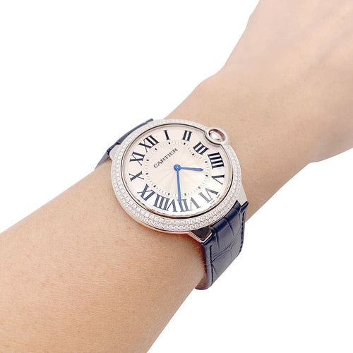 Montre Cartier Ballon Bleu - Montre en or blanc 750 pavée de diamants 58 Facettes 33459