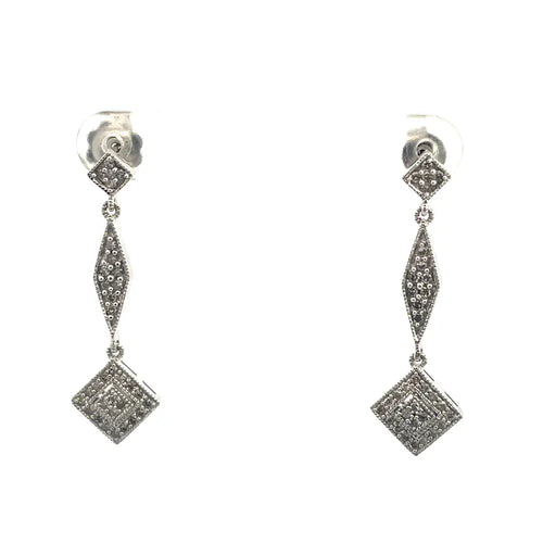 Boucles d'oreilles Boucles d’oreilles pendantes géométriques en or blanc 14K et diamants 58 Facettes UN0151