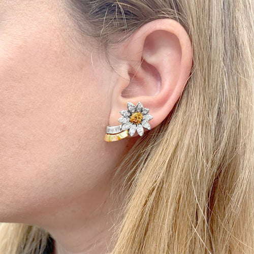 Boucles d'oreilles Fleur - Boucles d'oreilles en or jaune, platine et diamants 58 Facettes 35253