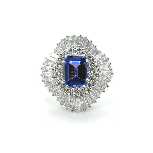 Bague 56 Bague Jupe Or blanc - Tanzanite et Diamants - Année 70 58 Facettes 1.0002595/1