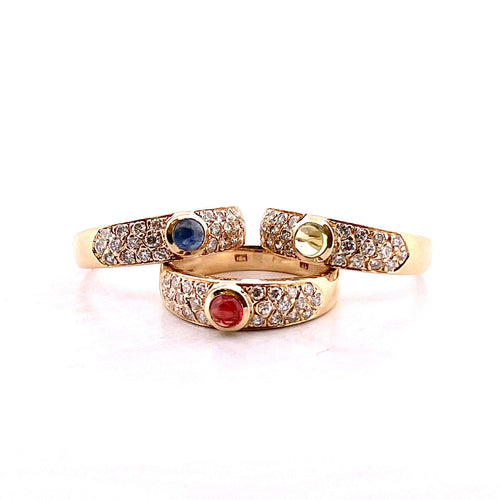 3 rings in 18-carat yellow gold, natural diamonds and precious stones 