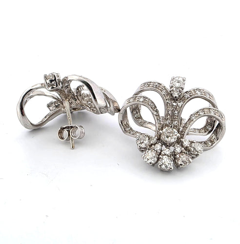 Boucles d'oreilles Boucles d'oreilles en platine avec diamants 58 Facettes