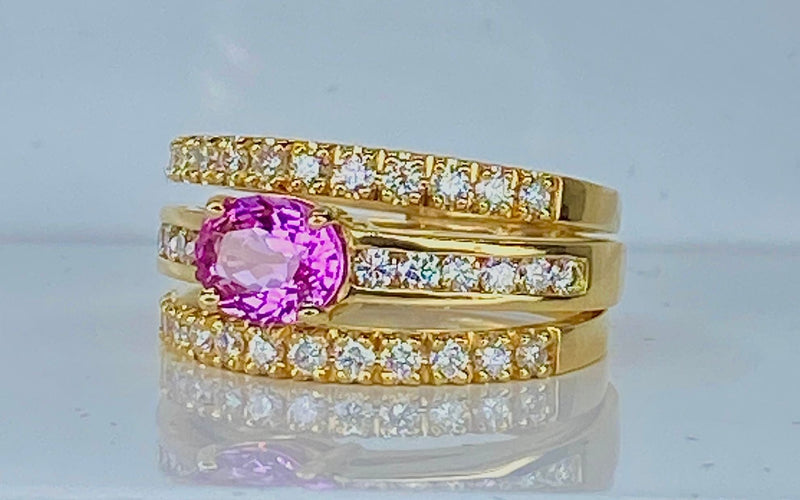 Bague 53 Bague jonc bandeau or jaune, saphir rose, diamants. 58 Facettes AB631