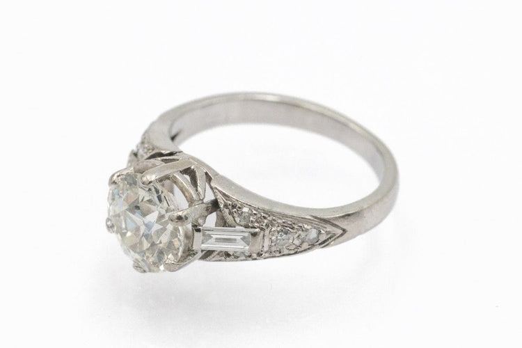 Bague 46 Bague ancienne en or blanc et diamants taille ancienne 58 Facettes 11618