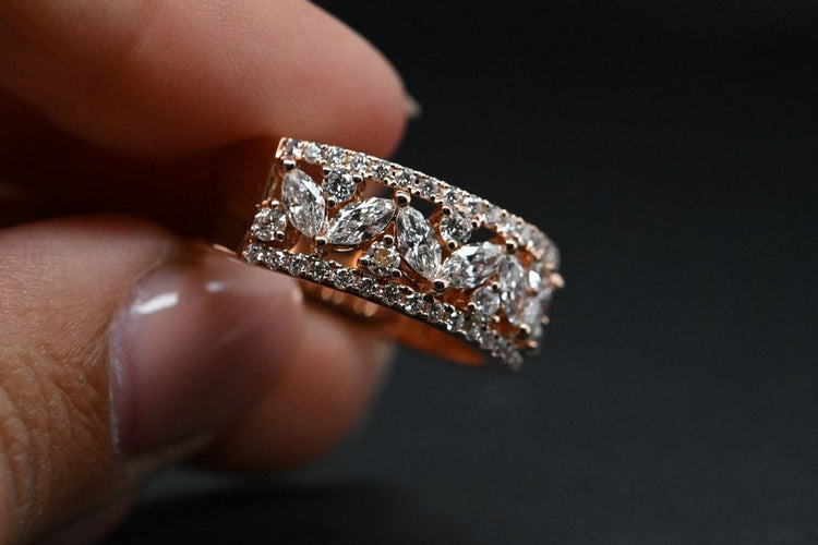 Bague 55 Bague En Or Rose et Diamants 58 Facettes