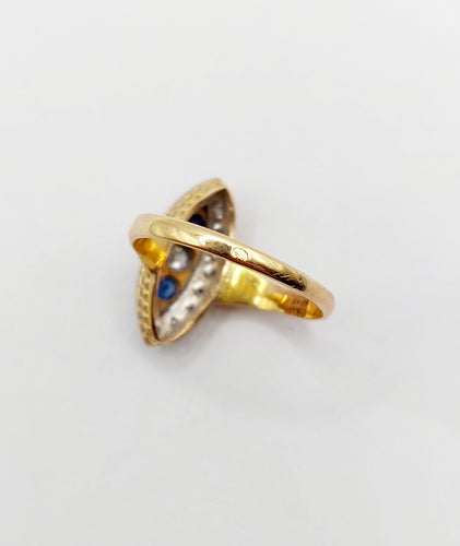 Bague 52.5 Bague marquise antique or jaune et platine, diamants et saphirs 58 Facettes A05575