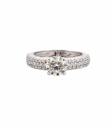Bague 52 Solitaire en diamants sur monture or blanc 18 carats 58 Facettes