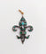 Pendentif Pendentif antique fleur de lys en or rose 18k et argent, émeraudes et diamants 58 Facettes A06351
