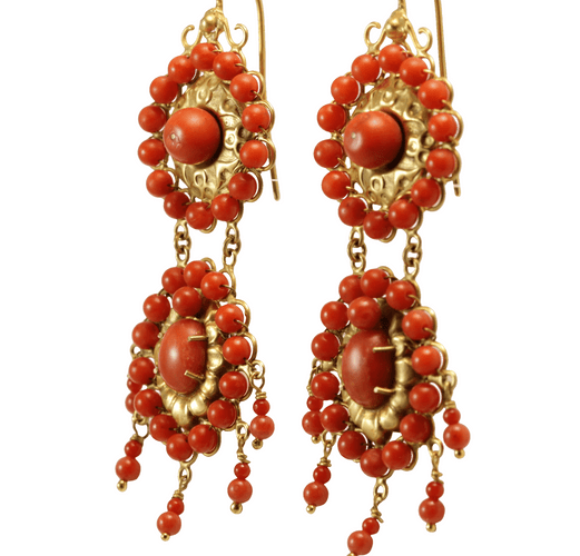 Boucles d'oreilles Boucles d'oreilles antiques en or corail 58 Facettes 7666