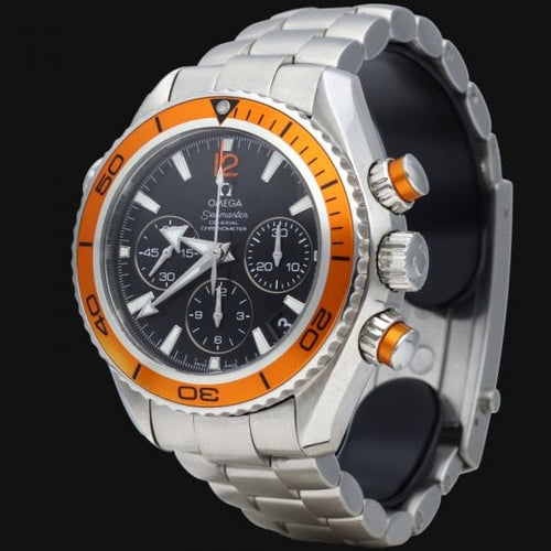 Montre Omega Montre Seamaster Planet Ocean Chronograph 58 Facettes MT43648