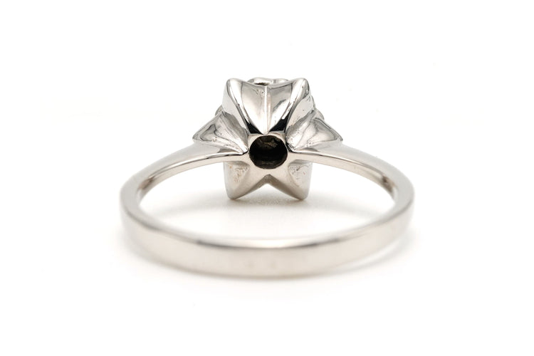 Bague 53 Bague Art Déco or blanc, diamant 58 Facettes B744