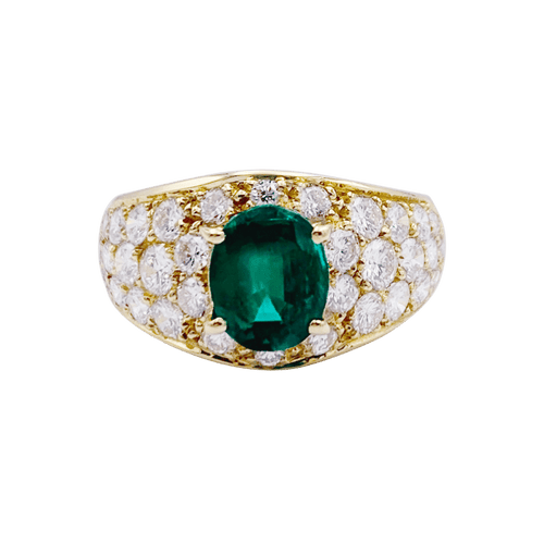Bague 52 Bague or jaune, émeraude ovale et pavage diamants. 58 Facettes 32742
