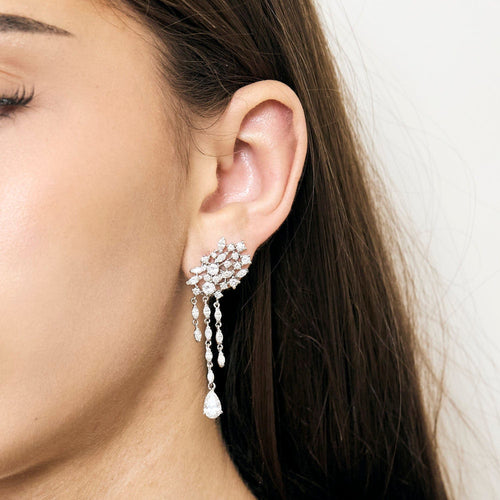 Boucles d'oreilles Boucles d'oreilles pendantes en or blanc pavées de diamants 58 Facettes