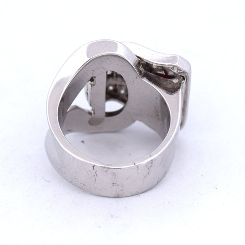 Bague 47 Bague cocktail vintage en or blanc 18 carats ornée d'un rubis ovale et de diamants 58 Facettes AN463