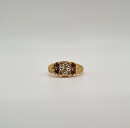 Bague 47 Bague or jaune sertie de diamants et rubis 58 Facettes