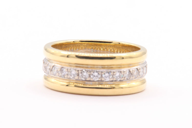 Bague 54 Bague contemporaine en or jaune et blanc sertie de diamants 58 Facettes 19456