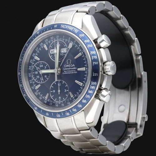 Montre Omega Montre Speedmaster Day Date Chronograph 40Mm 58 Facettes MT41847