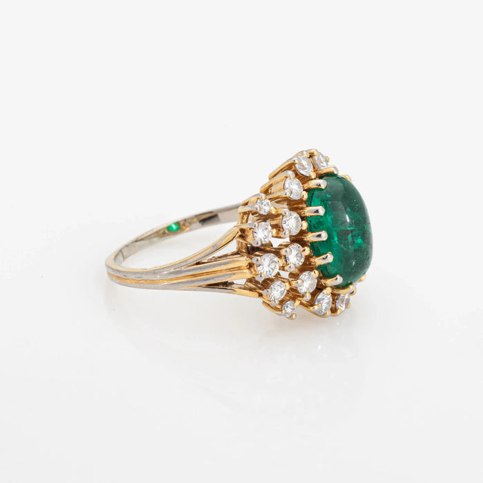 Anello cabochon con smeraldo e diamanti, fidanzamento con pietre preziose in oro vintage