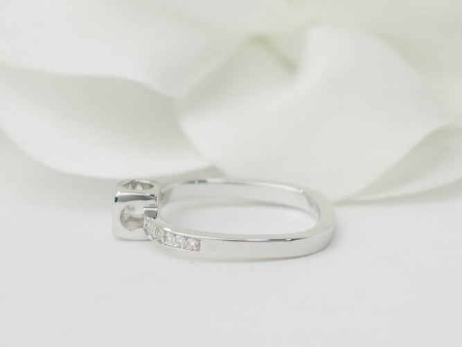 Bague 48 Bague Dinh Van Cube en or blanc et diamants 58 Facettes 33422