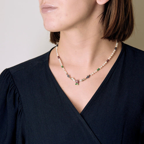 Collier Collier or jaune perles et pierres précieuses 58 Facettes BO/250008