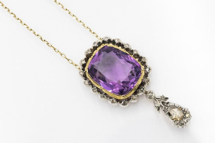 Collier Collier en or jaune et argent, imposante améthyste et diamants taille rose, vers 1900 58 Facettes 11294